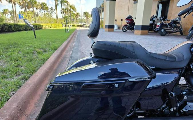 2019 Harley-Davidson® FLHRXS - Road King® Special