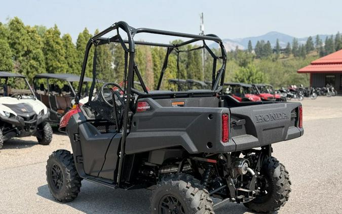 2026 Honda Pioneer 700 Deluxe