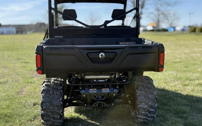 2026 Can-Am Defender HD7