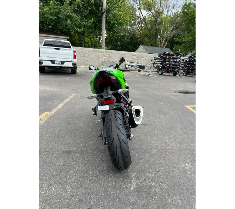 2025 Kawasaki Ninja® ZX™-6R ABS KRT Edition