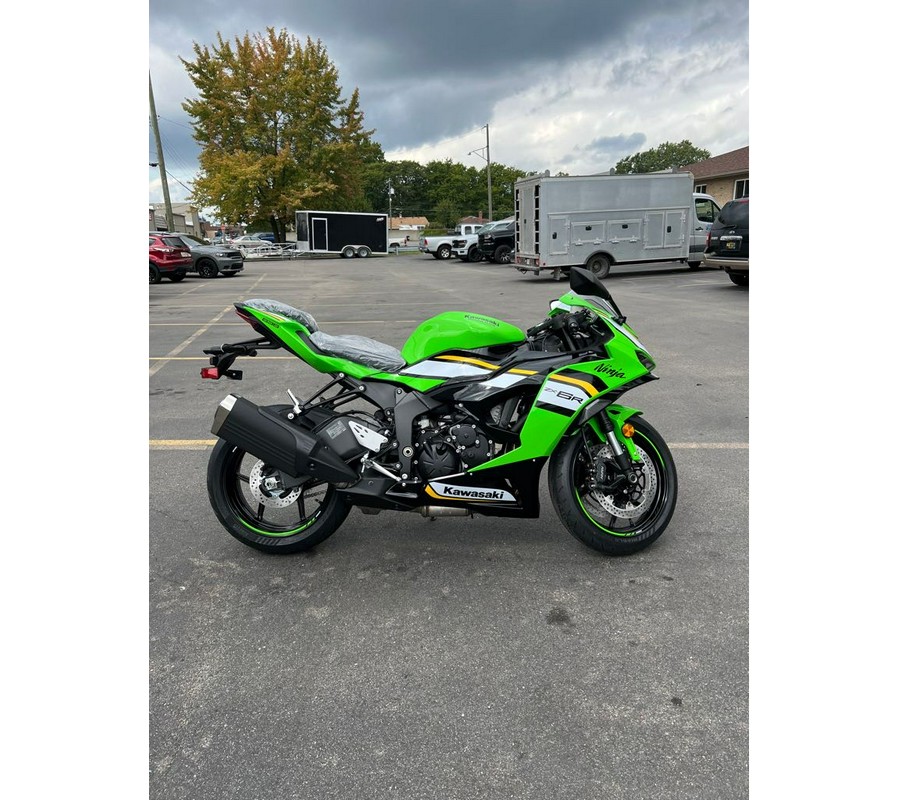 2025 Kawasaki Ninja® ZXT-6R ABS KRT Edition