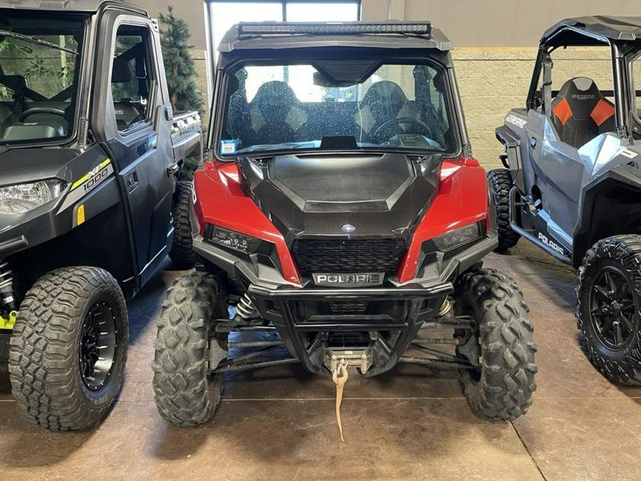 2020 Polaris® GENERAL® 1000 Deluxe