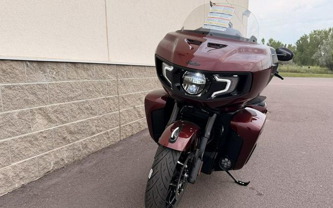 2026 Indian Pursuit Dark Horse 112 w/ PowerBand Audio Maroon Metallic