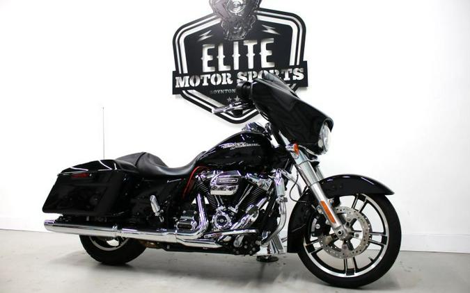 2018 Harley Davidson Street Glide FLHX