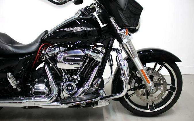 2018 Harley Davidson Street Glide FLHX