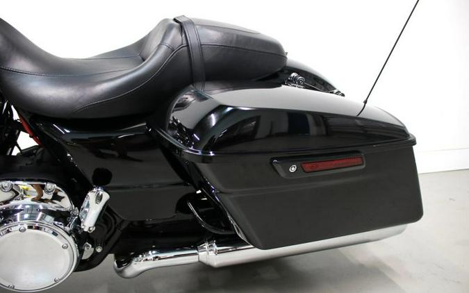 2018 Harley Davidson Street Glide FLHX