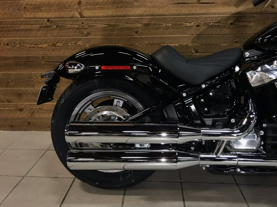 2023 Harley-Davidson Softail Standard Vivid Black FXST