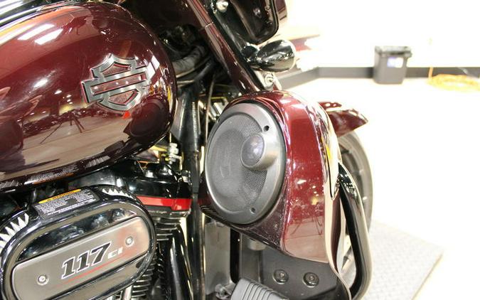 2019 Harley-Davidson® FLHXSE - CVO™ Street Glide®