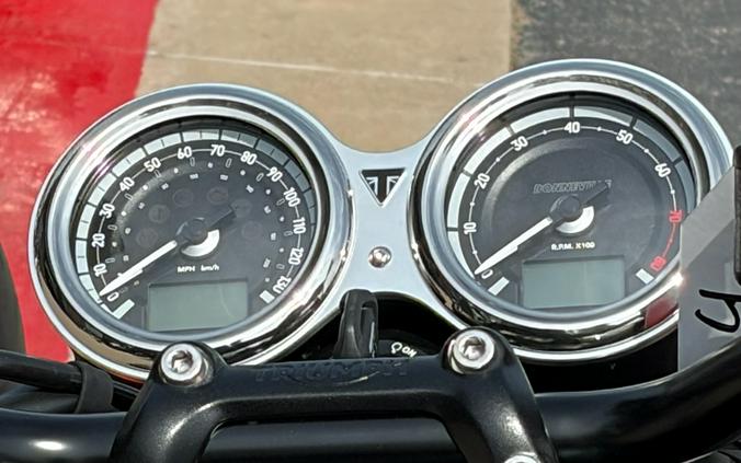 2026 Triumph Bonneville T120 Black