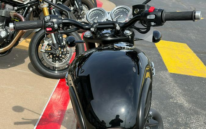 2026 Triumph Bonneville T120 Black