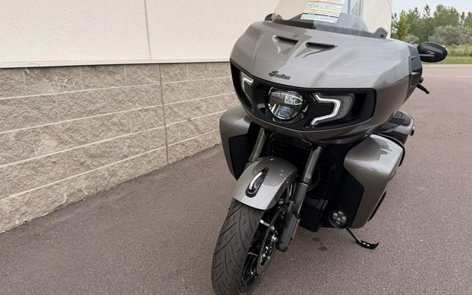 2026 Indian Pursuit Dark Horse 112 w/ PowerBand Audio Heavy Metal