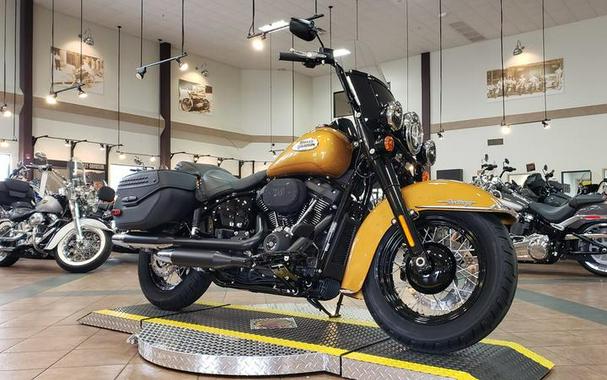 2023 Harley-Davidson® FLHCS - Heritage Classic