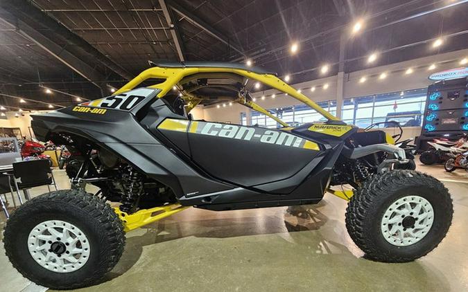 2024 Can-Am Maverick R X RS Carbon Black & Neo Yellow