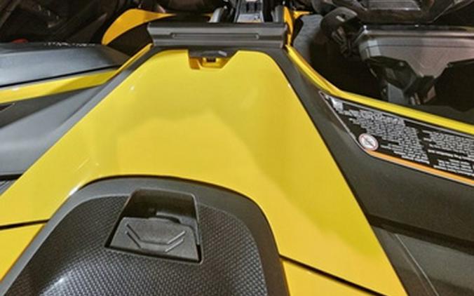 2024 Can-Am Maverick R X RS Carbon Black & Neo Yellow