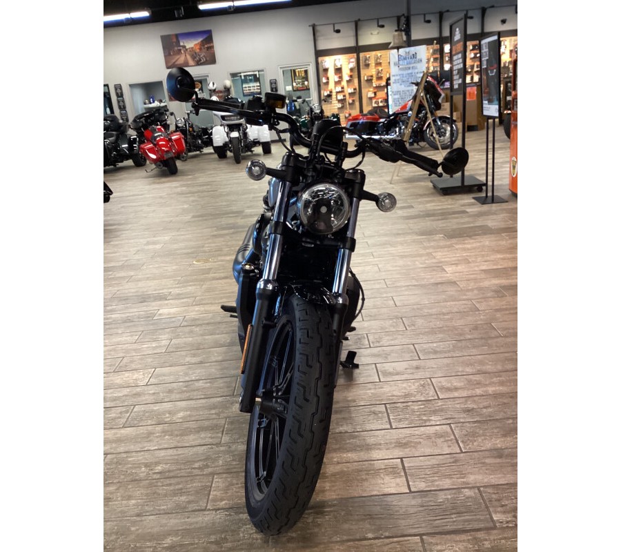 RH975 2025 Nightster®