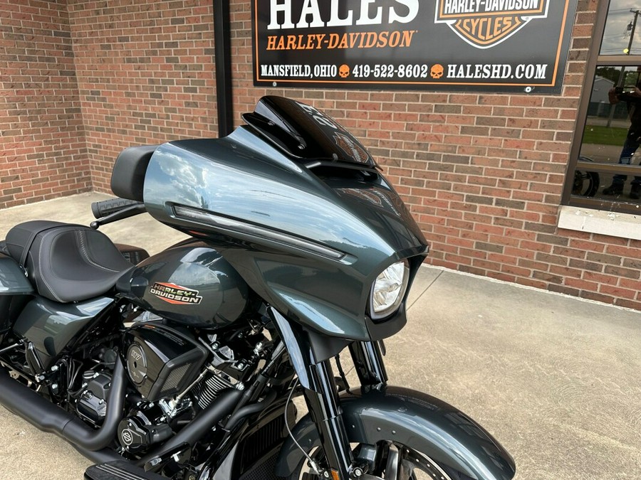 2025 Harley-Davidson Street Glide Iron Horse Metallic FLHX