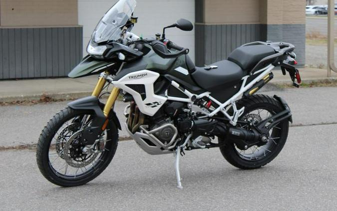 2025 Triumph Tiger 1200 Rally Pro Matt Khaki Green
