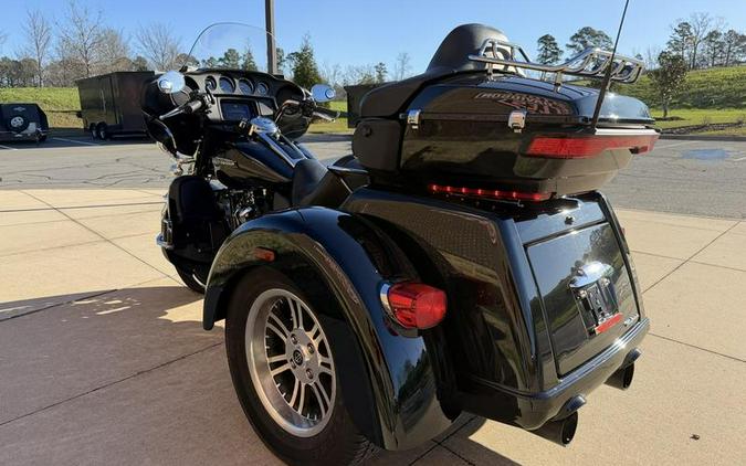 2019 Harley-Davidson® FLHTCUTG - Tri Glide® Ultra
