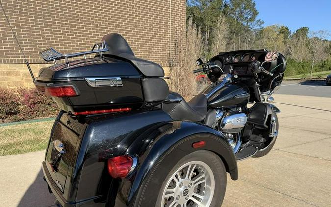 2019 Harley-Davidson® FLHTCUTG - Tri Glide® Ultra