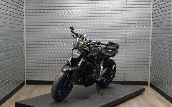 2015 YAMAHA FZ07