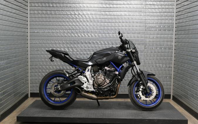 2015 YAMAHA FZ07