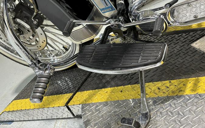 2005 Harley-Davidson® Heritage Softail® Classic Vivid Black