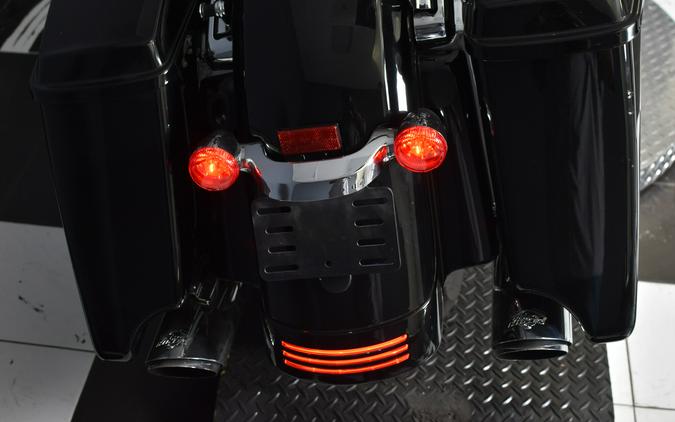2022 Harley-Davidson Road Glide Special Vivid Black FLTRXS