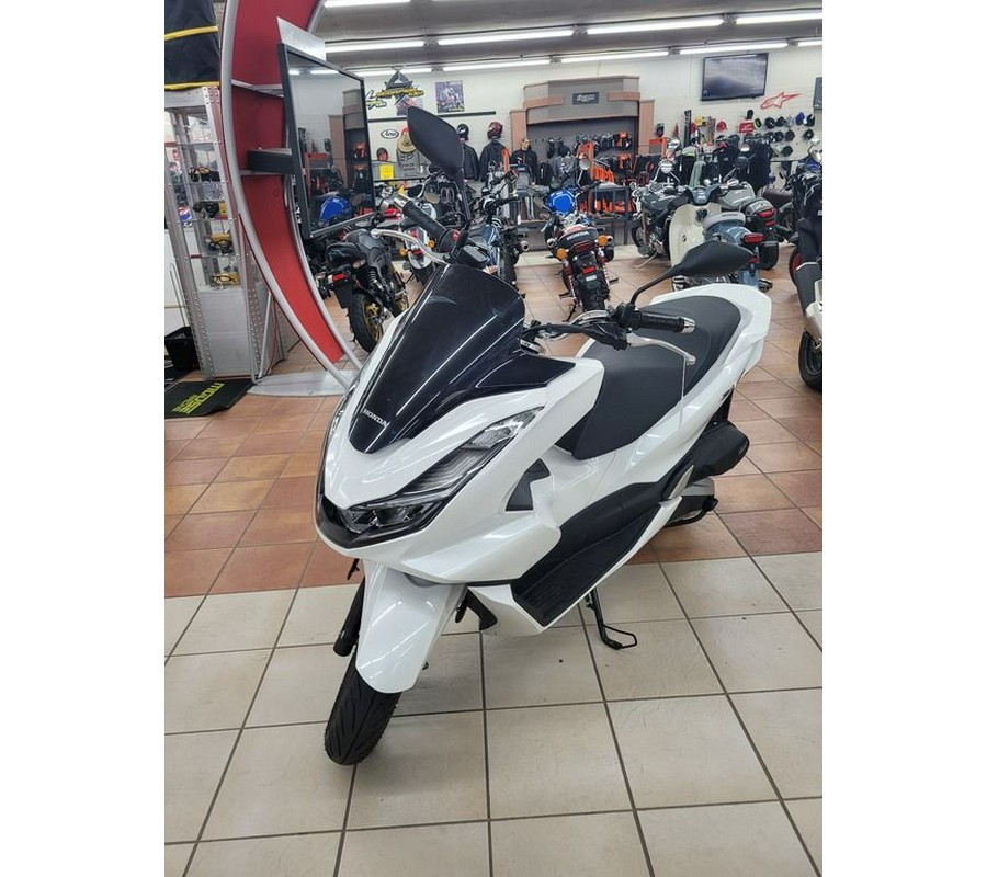 2021 Honda® PCX