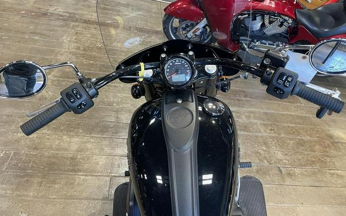 2023 Indian Motorcycle® Super Chief® Black Metallic