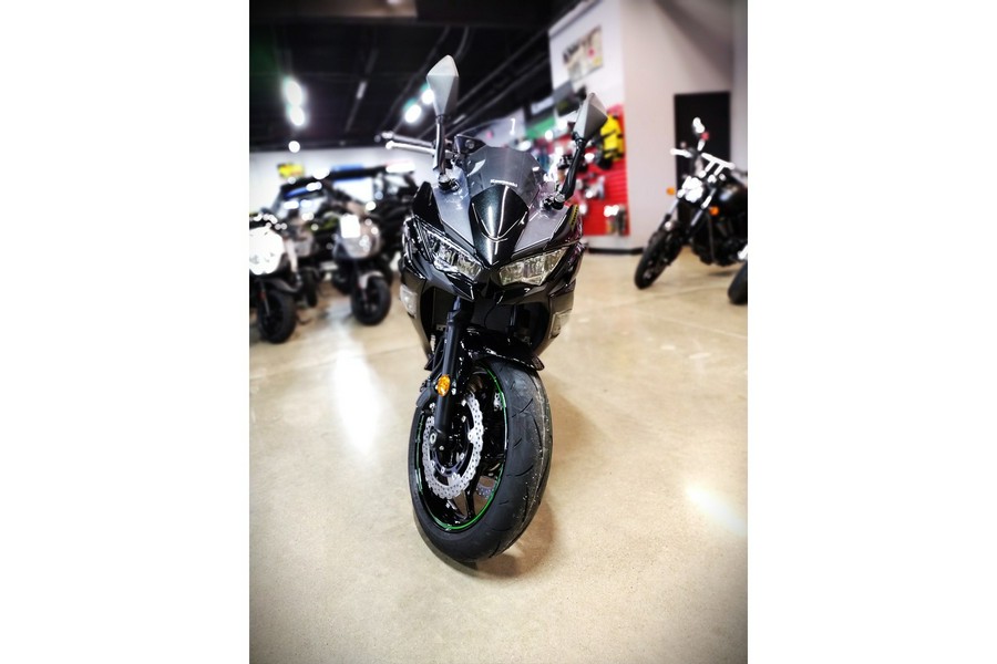 2025 Kawasaki Ninja 650 Base