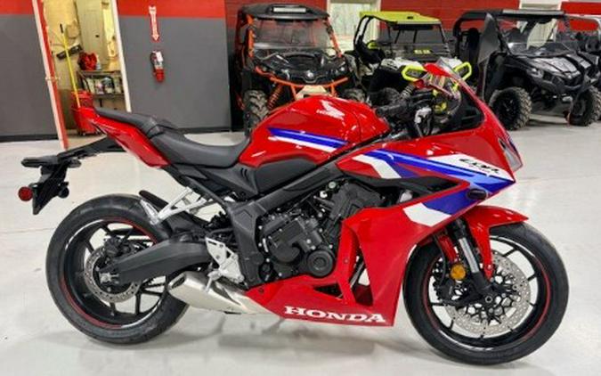 2026 Honda CBR650R E-Clutch