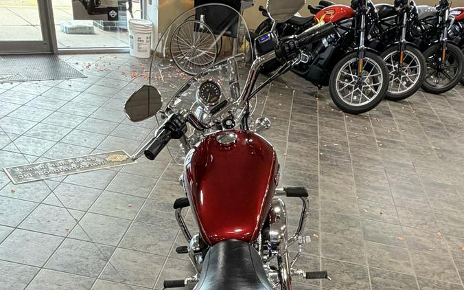 2016 Harley-Davidson® SuperLow® 1200T Velocity Red Sunglo