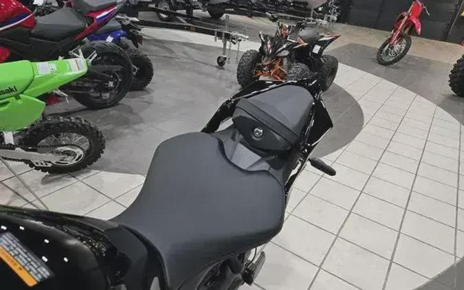 2026 YAMAHA YZF-R7