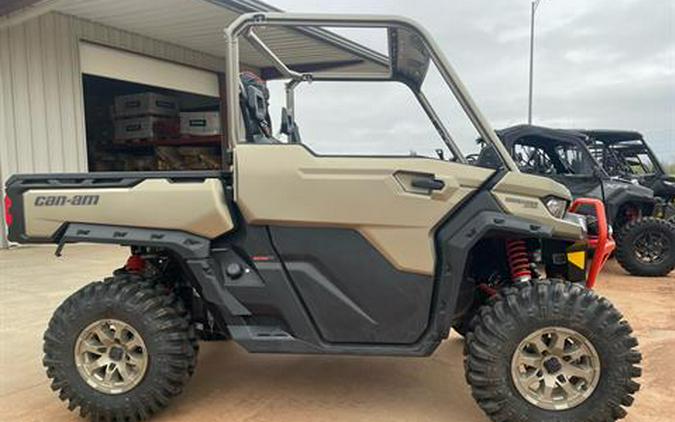 2023 Can-Am Defender X MR With Half Doors HD10