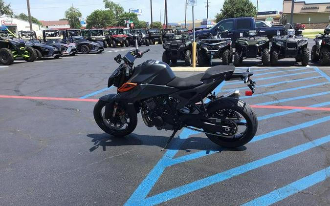 2024 KTM 990 Duke