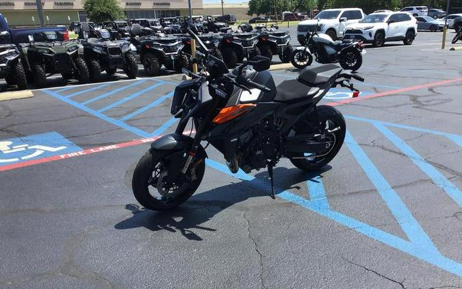 2024 KTM 990 Duke