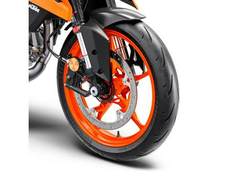 2025 KTM 390 Duke