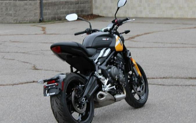 2025 Triumph Trident 660 Cosmic Yellow/Sapphire Black