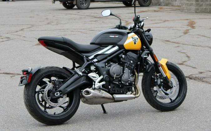 2025 Triumph Trident 660 Cosmic Yellow/Sapphire Black
