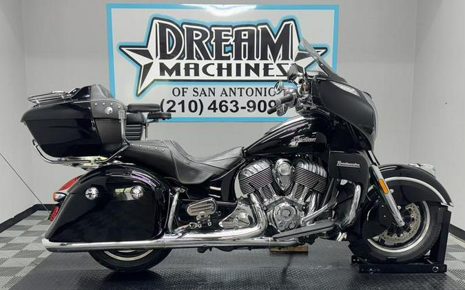 2017 Indian Motorcycle® Roadmaster® Thunder Black