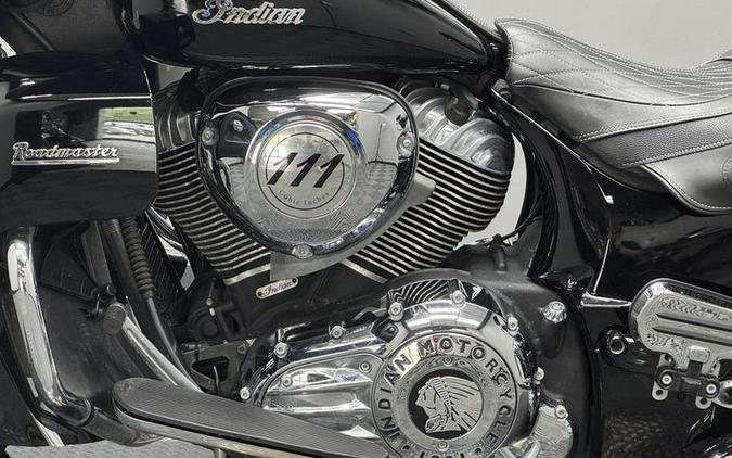 2017 Indian Motorcycle® Roadmaster® Thunder Black