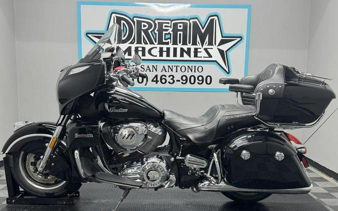 2017 Indian Motorcycle® Roadmaster® Thunder Black