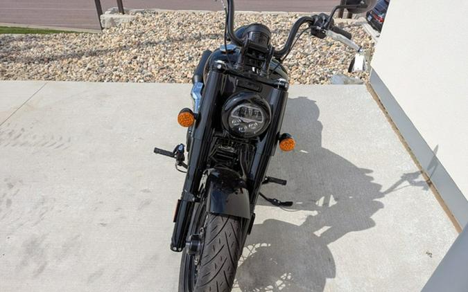 2026 Indian Chief Bobber Black Metallic
