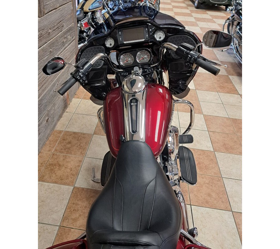 2016 Harley-Davidson Road Glide Special Velocity Red Sunglo