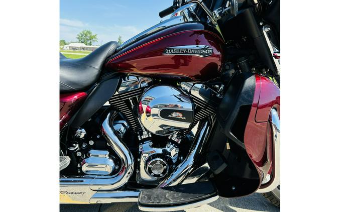2016 Harley-Davidson® FLHTCUTG TRI GLIDE