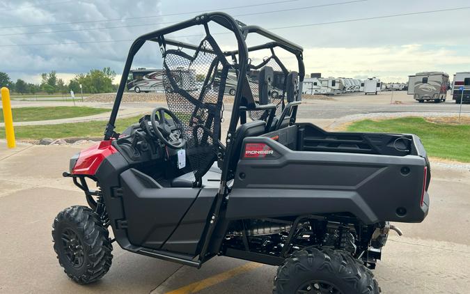 2025 Honda Pioneer 700 Deluxe