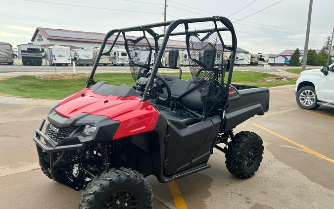 2025 Honda Pioneer 700 Deluxe