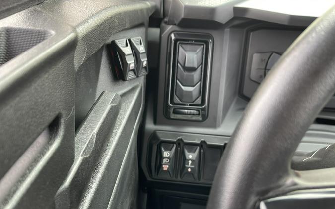 2026 Can-Am Defender MAX Limited HD11