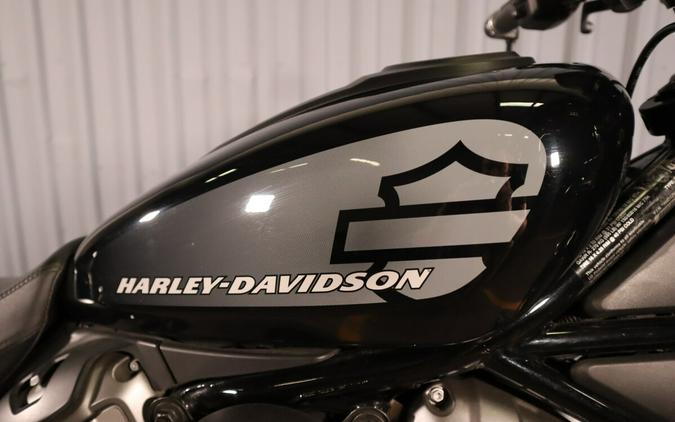2022 Harley-Davidson® Nightster™ RH975
