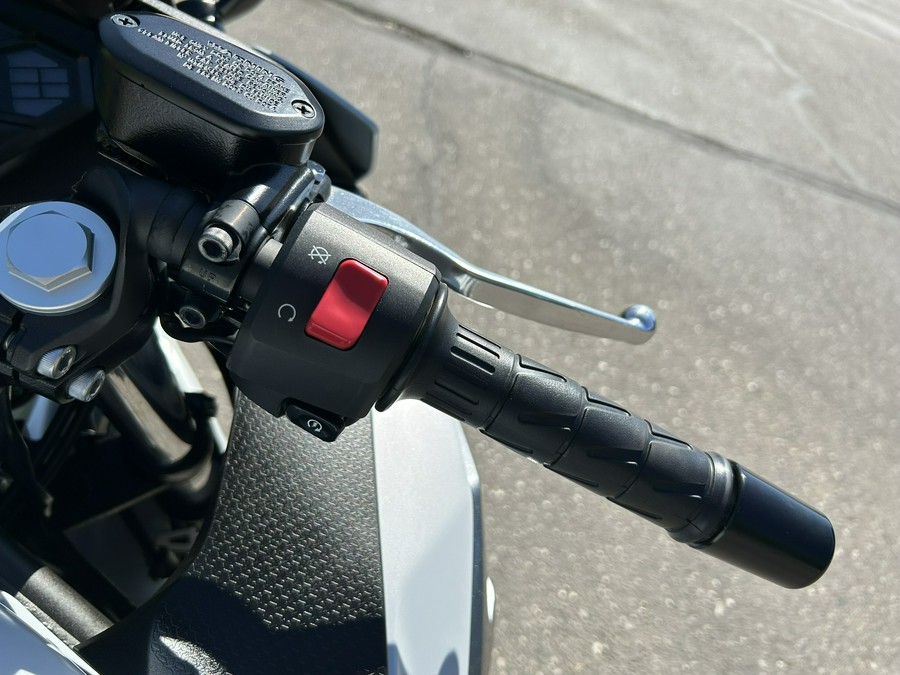 2025 Kawasaki Ninja® 500